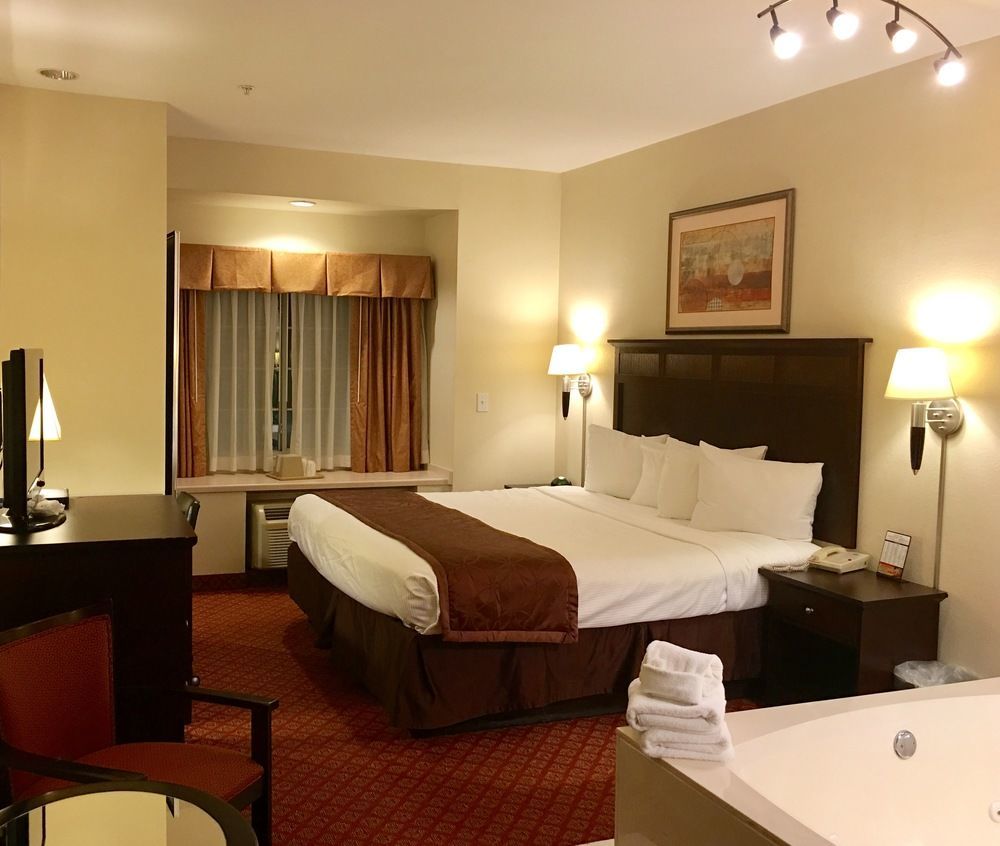 Best Western Roanoke Inn & Suites Ngoại thất bức ảnh